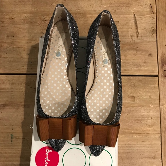 Boden Shoes - Boden Audrey Bow Flat- Pewter Glitter